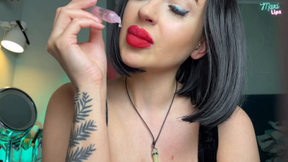 Red Glossy Runny Lips