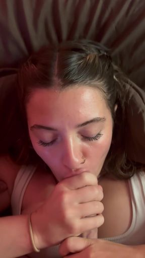 Amateur guy gets a facial from his girlfriend after horny blowjob