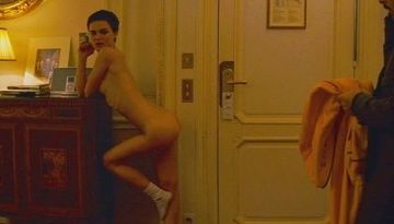 Natalie Portman: Naked and Sexy