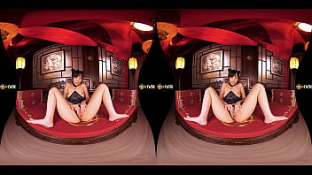 Chun-Li style cheongsam girl masturbating on the bed and squirting