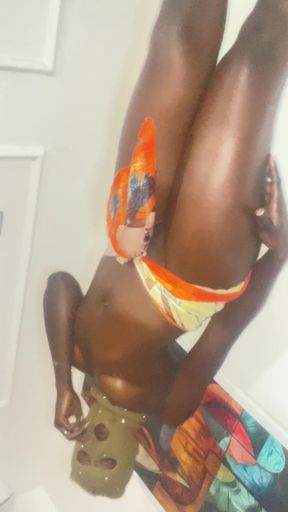 Hot Slim Thick African Ebony Oiled Perky Tits Sexy Dance