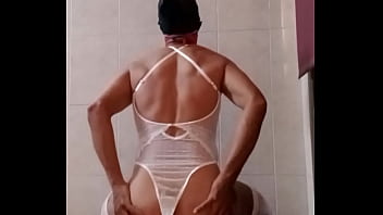 Wowww, video N&uacute_mero 150. Siempre en lencer&iacute_a  femenina sinti&eacute_ndome bien putita