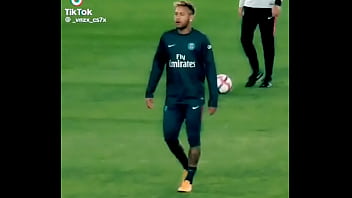 Neymar arrebentado bundinha dos jogadores