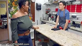 Abigail Mac - Fat-ass Negri Bosss Stepdaughter Gets Creampied By Waiter In Office