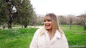 Vika, 28, Executive Assistant In Aix-en-provence!