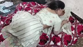 Bhabhi ko gandi gandi video dikha kar jabar dasti pela