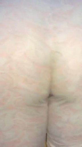 Crampie Arab Wife in Saudia Arabia