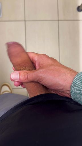Toilet Wanking in London