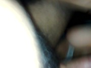 chica conoce a extraño y va su casa a chuparle la pija