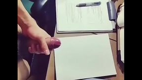 Đang học m&agrave_ ngồi lấy cặc ra vuốt