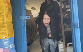 A Warehouse Worker Fucked the Manager Hard Right There on the Boxes and Put Her in Her Place
