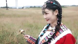 【国产】麻豆传媒作品/MAD-027-芳草丽人/免费观看