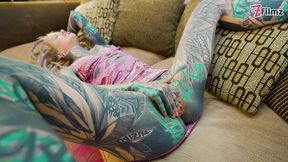 sexy alt dreadhead girl rides a big cock with her ass