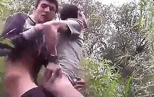 Novinho pauzudo levando por tras