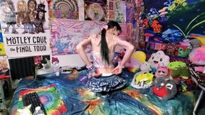 Another 2 Min Panty Flash + Upskirt Teasing