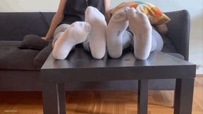 DIRTY WHITE SOCKS ROOMMATES WITH SMALL FEET - MP4 Mobile Version