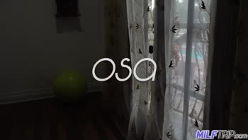 Osa Lovely's Ebony Milf Deepthroat Frenzy