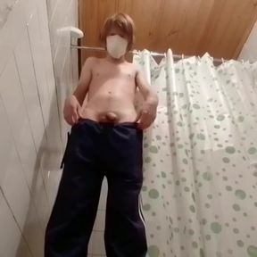 They Fuck Me in 4 in This Little House Until They Leave My Ass Covered in Milk