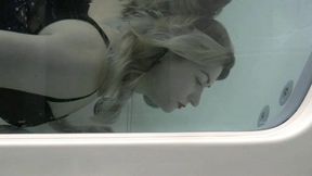 Your underwater bubbleblowing MP4 FULL HD 1080p