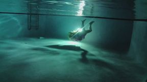 New pool for night underwater session in a new dress