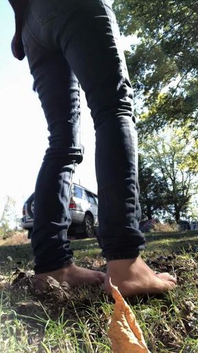 Getting dirty feet 👣🤭