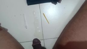 Boy hand job cum out in penis