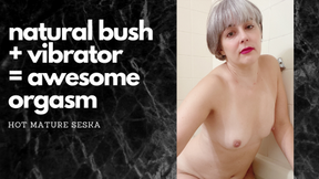 Bush + Bath + Vibrator = Awesome Orgasms