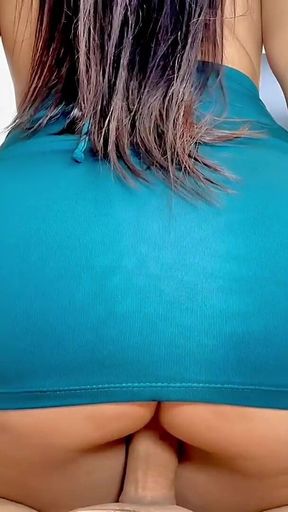 POV - I Have Sex on the First Date and Remove Her Condom to Make Creampie - Savannah Watson