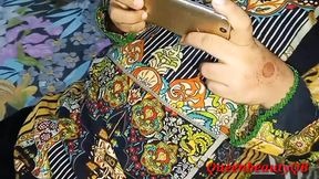 Queen Desi Aunty ne apne bate ke Doste se chudwaiya, Hot desi Aunty xxx video (Indian Hardcore Aunty sex)