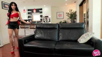 Cloudy Vi Devours Avery Lust in Sensual TGirl On TGirl Anal Romp