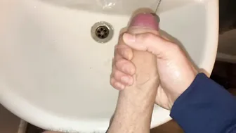 Hung uncut British teen pisses and jerks off huge load in bathroom sink