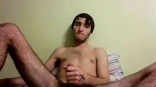 Braxton's camera goes wild as he records two clean-shaven russian dudes getting their dicks sucked in Masculinezone 2