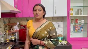 Horny Indian stepmom in sari begs stepson for hard cock in her vagina