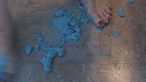 Squishing alginate