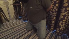 Ballbusting in wedge heels