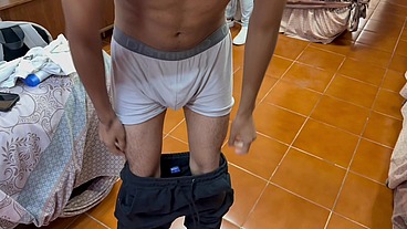 Casero: su primera vez con 2 hombres rompeculos. Su debut total grabado