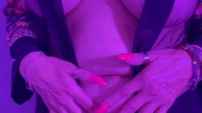 Mature GF Sexy Belly With Boobs n Nipples JOI