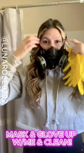 5 min mask up & glove up with me twice once in my naughty clinic and then watch me clean the clinic & then switch to my bathroom, wearing 3m n95 mask