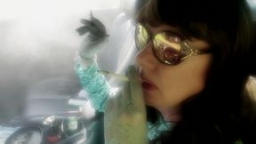 TS BI GILF that loves to smoke long cigarettes VS120 &amp; More120 menthols in her car