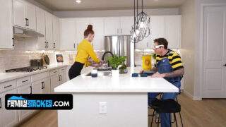 Curvy redhead BBW MILF stepmoms Erin Everheart and April give sloppy blowjobs before intense anal pounding