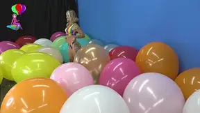 Madi B Pops 30 36-inch Balloons Cam 2