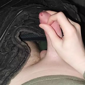 Handjob Masturbate bad and loud moan cumshot