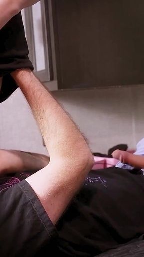 Liddy Tyler sits on hubby's face while she sexts her side dick