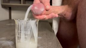 Hung Sperm God Shoots Out 100 mL of Cum In One Session