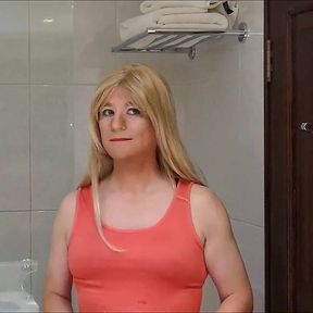 Crossdresser Fernanda Gomez Trying Wigs, Which One Do You Like?