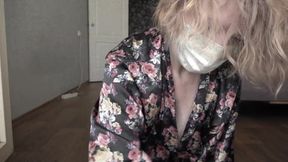 Shaking big saggy tits mature housewife BBW MILF washes the floor.