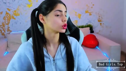 Petite latina teen solo webcam show