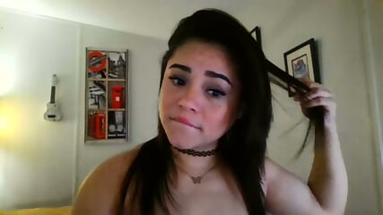 Young teen's first anal experience leaves her gaping and dripping