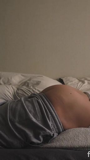 Morning Routine: Hot Stepdad’s Soft Dawn, Juicy Curves & Whispers of Romance Unleash Intimate Sensual Vibes