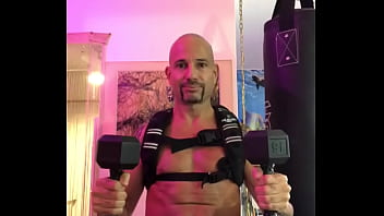 WORKING OUT AT HOME GYM THE RIPPED BODY PORNSTAR MAXXX LOADZ